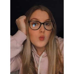 Meet your Posher, Jamie